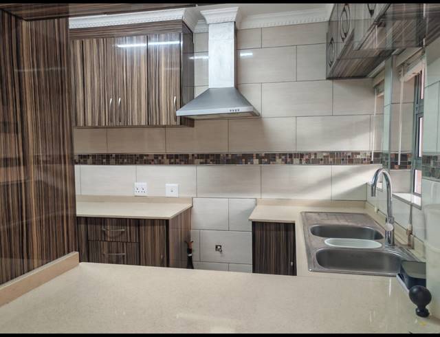3 BEDROOM DUPLEX FOR SALE IN ESCOMBE